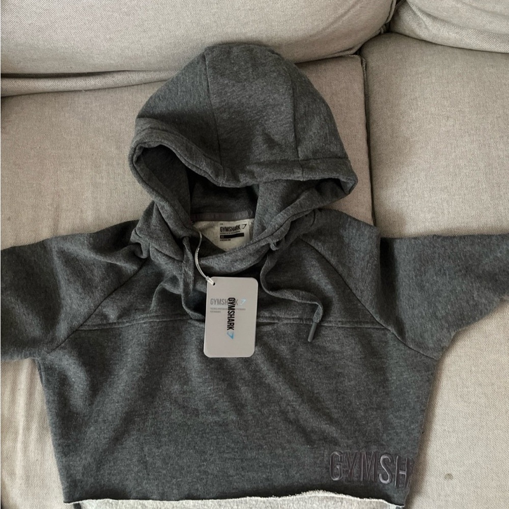 Gymshark Charcoal Gray Pullover cropped Hoodie.